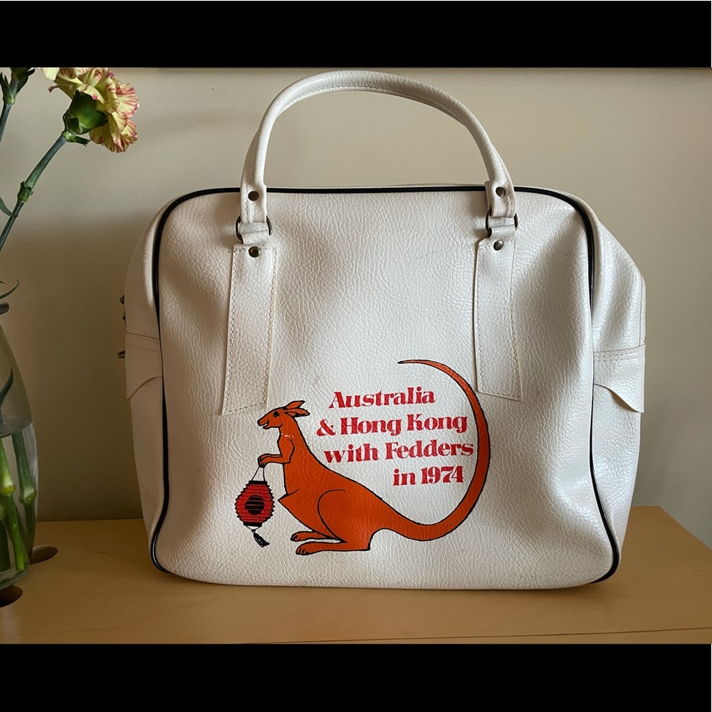 vintage PanAm airline bag